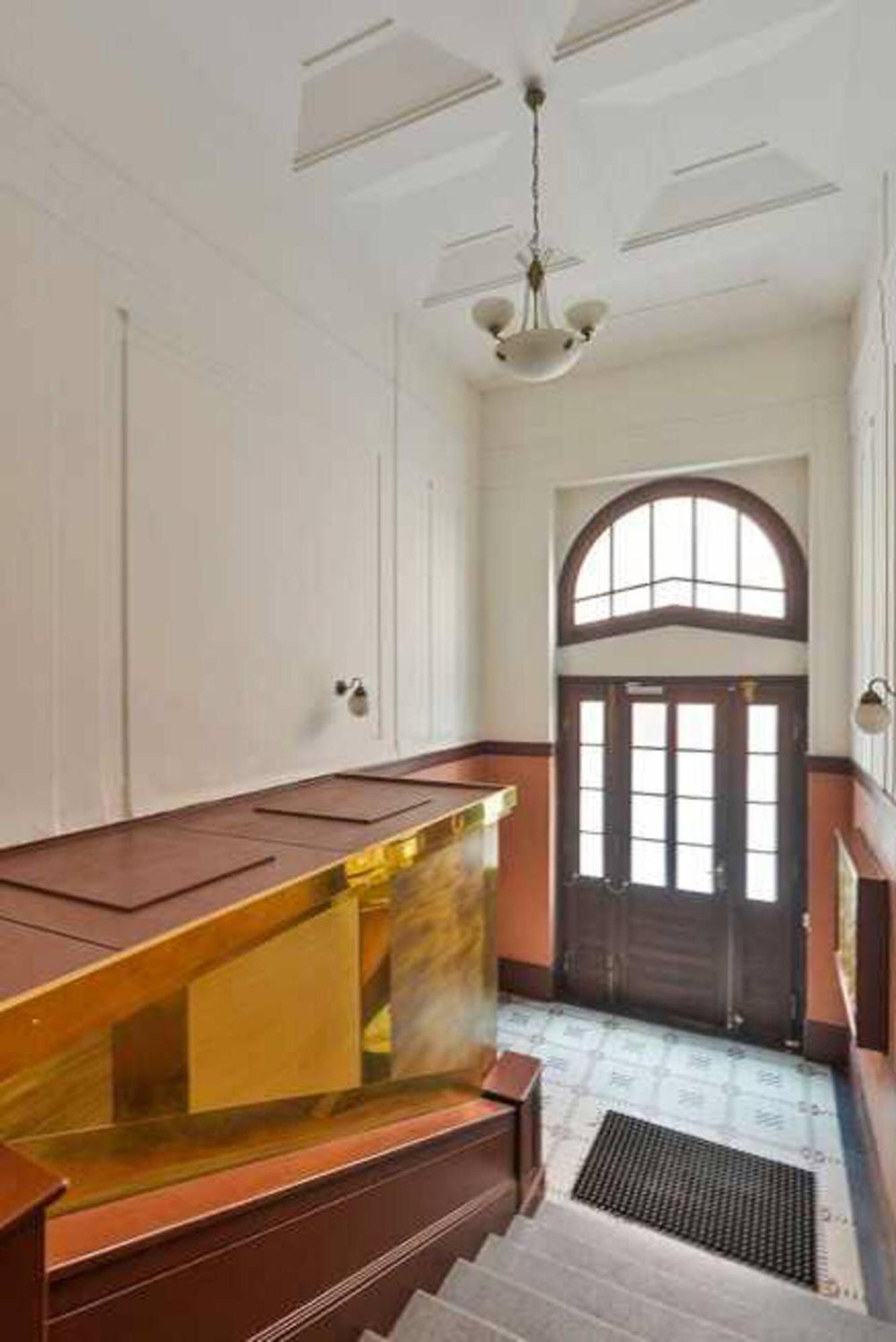 Apartmán Elegant Old Town With Balcony With Free Garage *